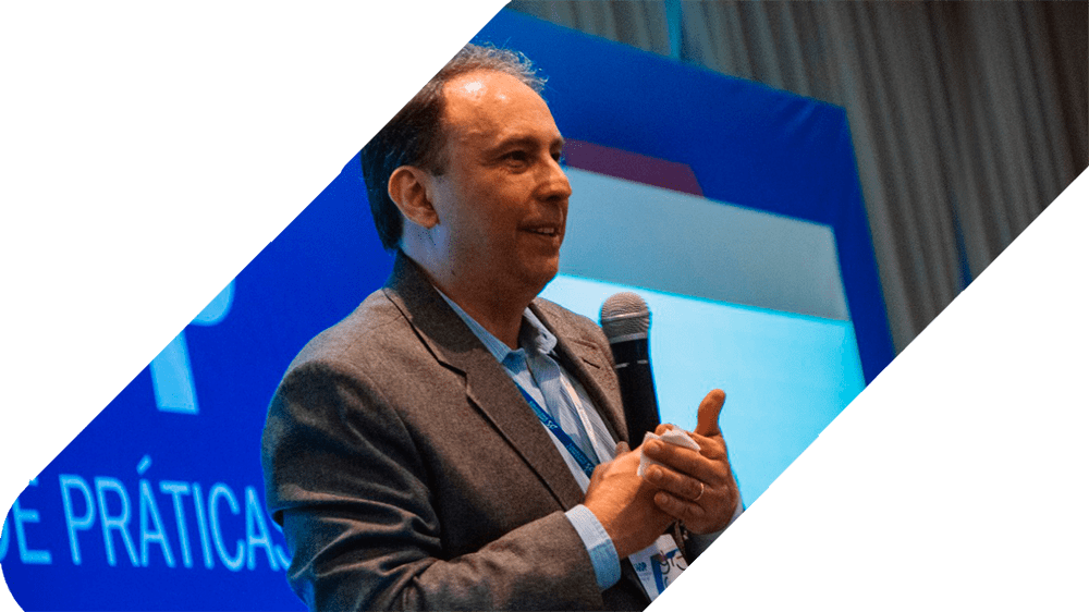 Gilberto Casares em apresentação